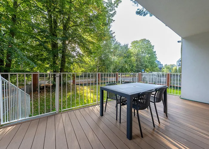 Apartamentyprzymorzu 010 Z Basenem Tarasem I Ogrodkiem Appartamento Kołobrzeg